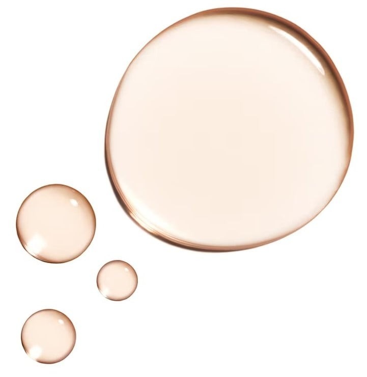 Clarins Extra-Firming Firming Treatment Essence - Image 2